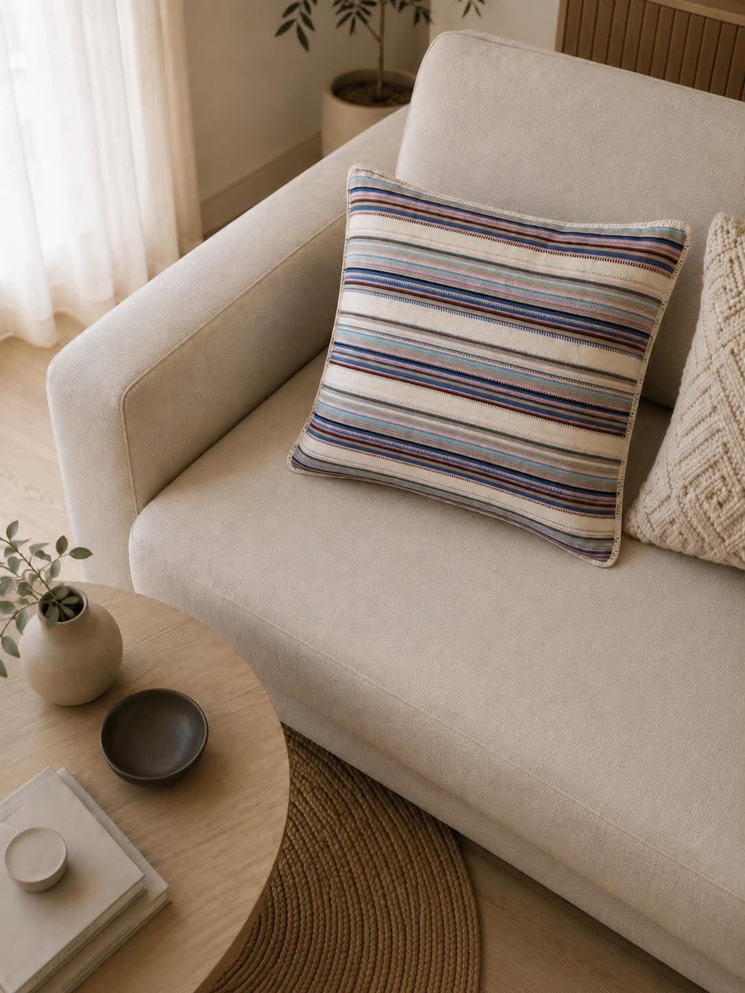 Kudde med stoppning - Multi-randig pastell 45x45
